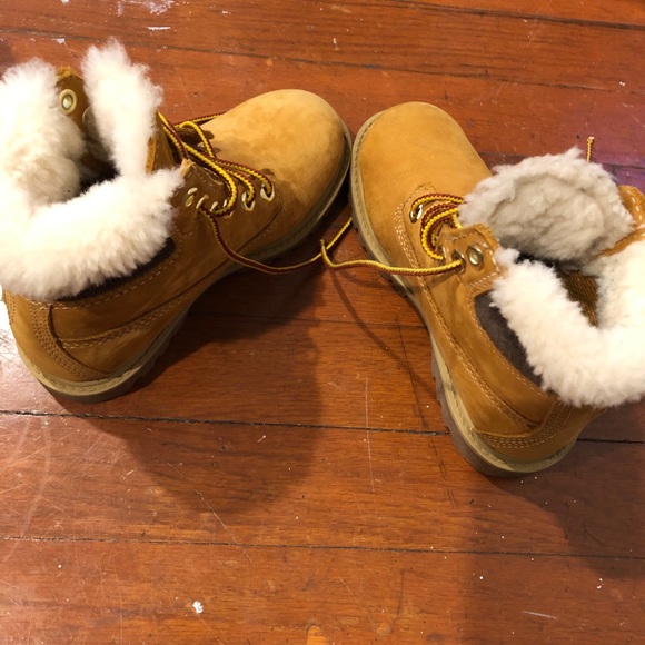 Timberland kids boots, size 12 - Picture 5 of 7